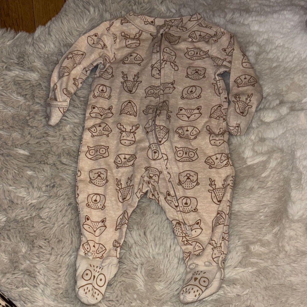 Old Navy Beige Animal Print Kids Footie